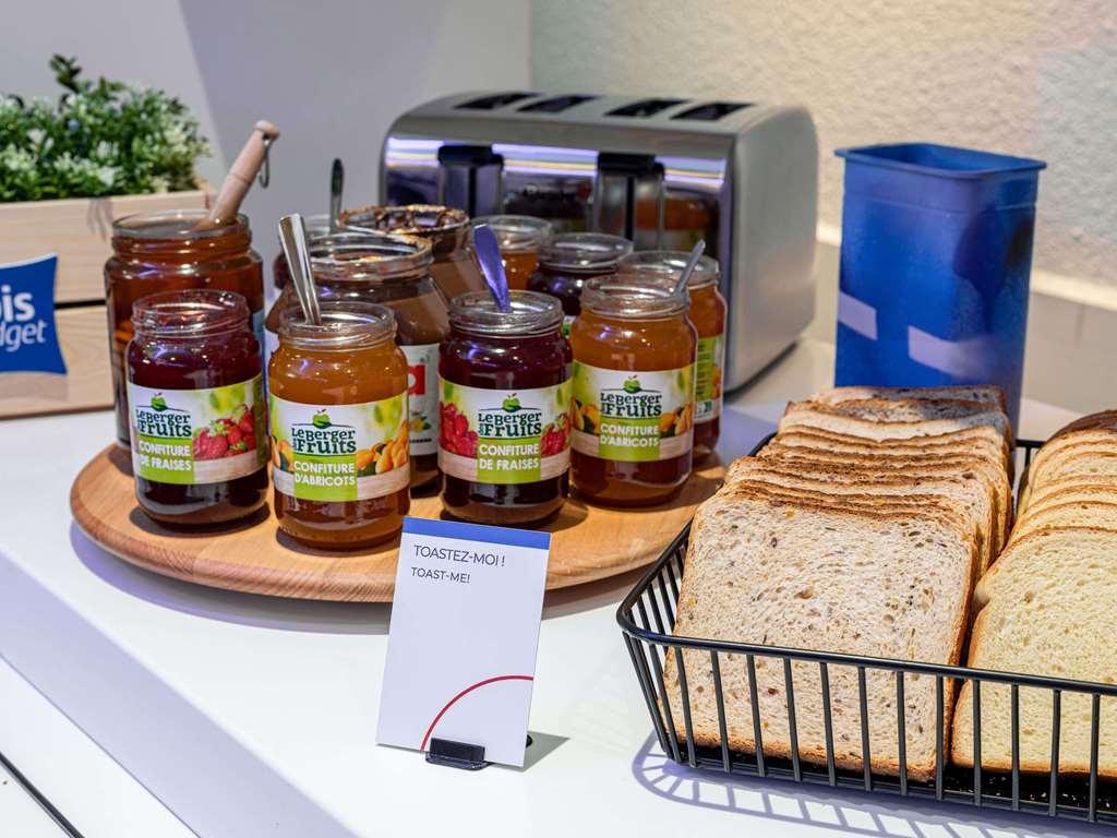 Ibis Budget Saint Lo Restaurant bilde